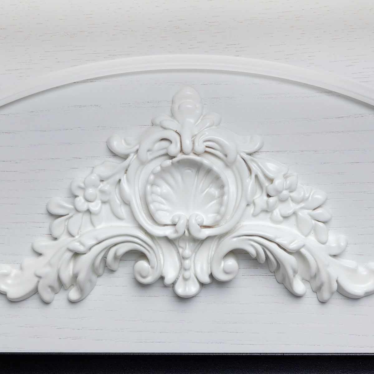 Каминокомплект ATHENA/АТЛАНТА GR Белый дуб с очагом Электроочаг MAJESTIC LUX/МАДЖЕСТИК
