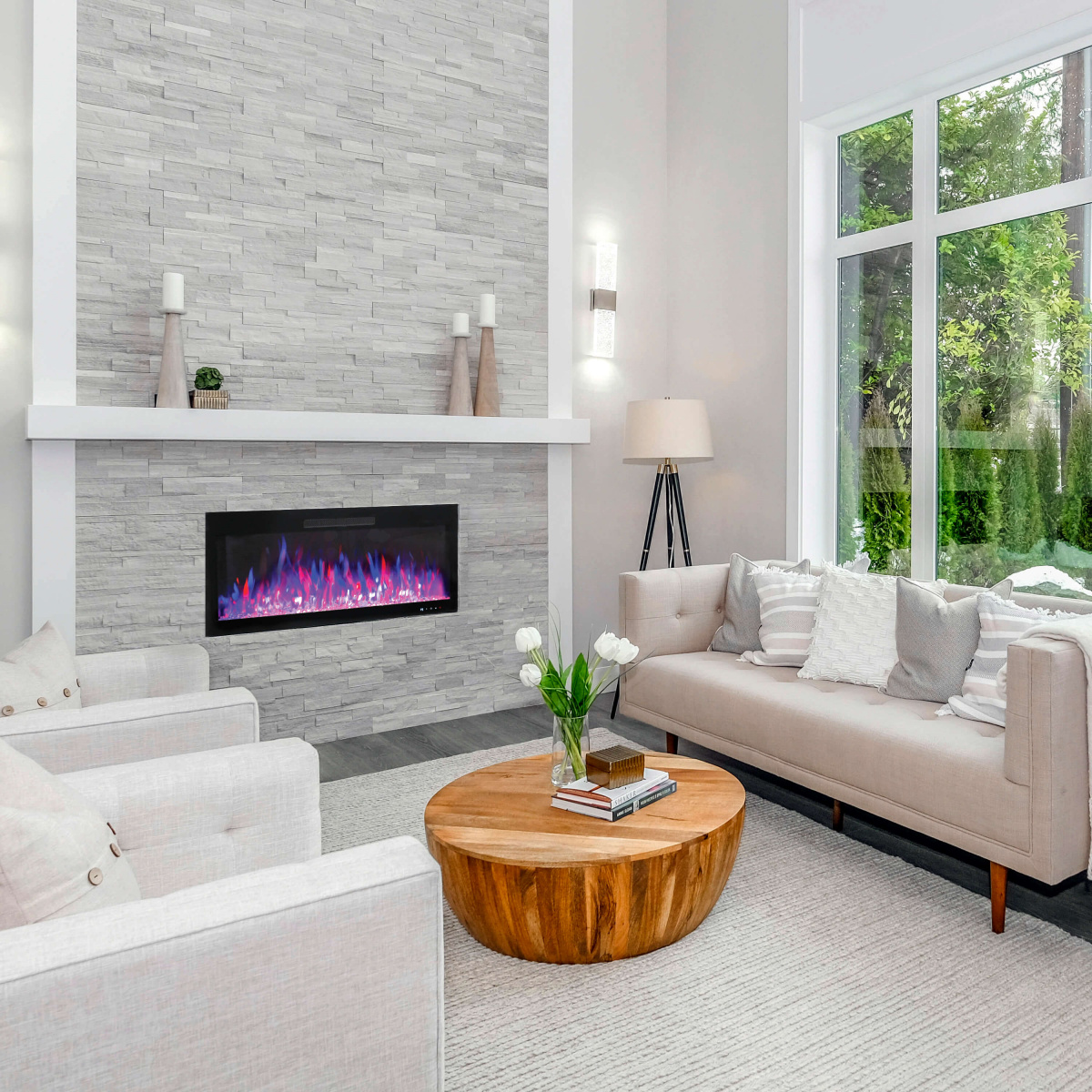 Электроочаг RealFlame Diamond 42, с муляжом дров и кристаллами