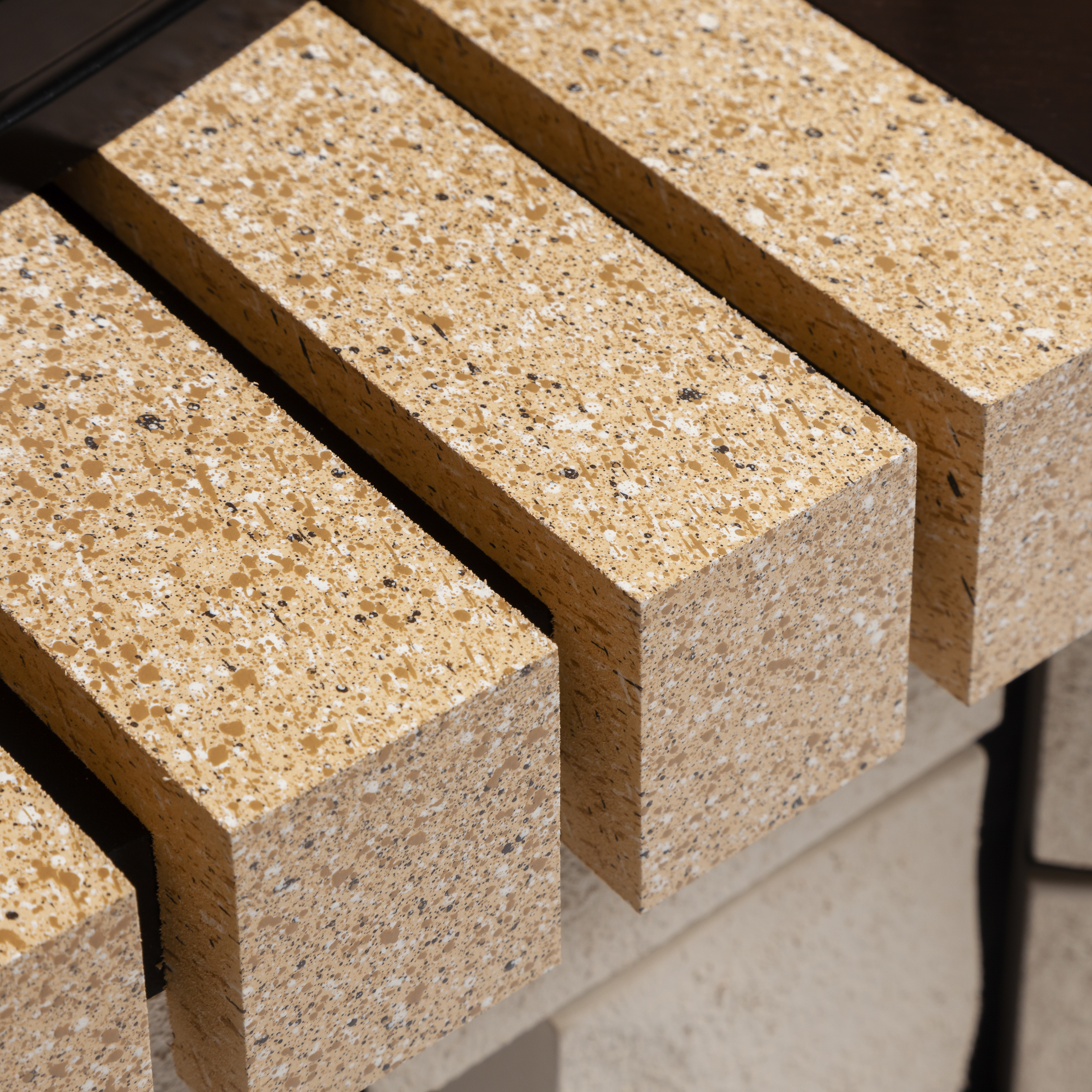 STONE CORNER/СТОУН УГЛ. RS 26 AO-235